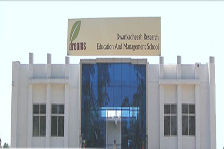 https://cache.careers360.mobi/media/colleges/social-media/media-gallery/9247/2018/12/5/Campus view of Dwarikadheesh Research Education and Management School Saharanpur_Campus-View.jpg